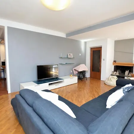 Daire Gasparini Pula